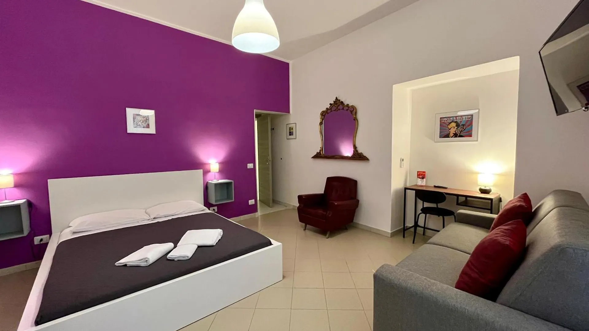 Pop Santa Chiara Bed & Breakfast Naples