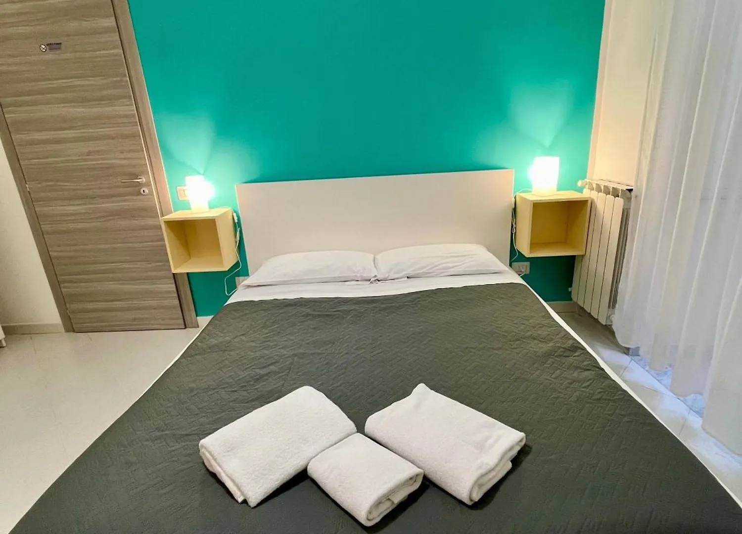 Pop Santa Chiara Bed & Breakfast Naples