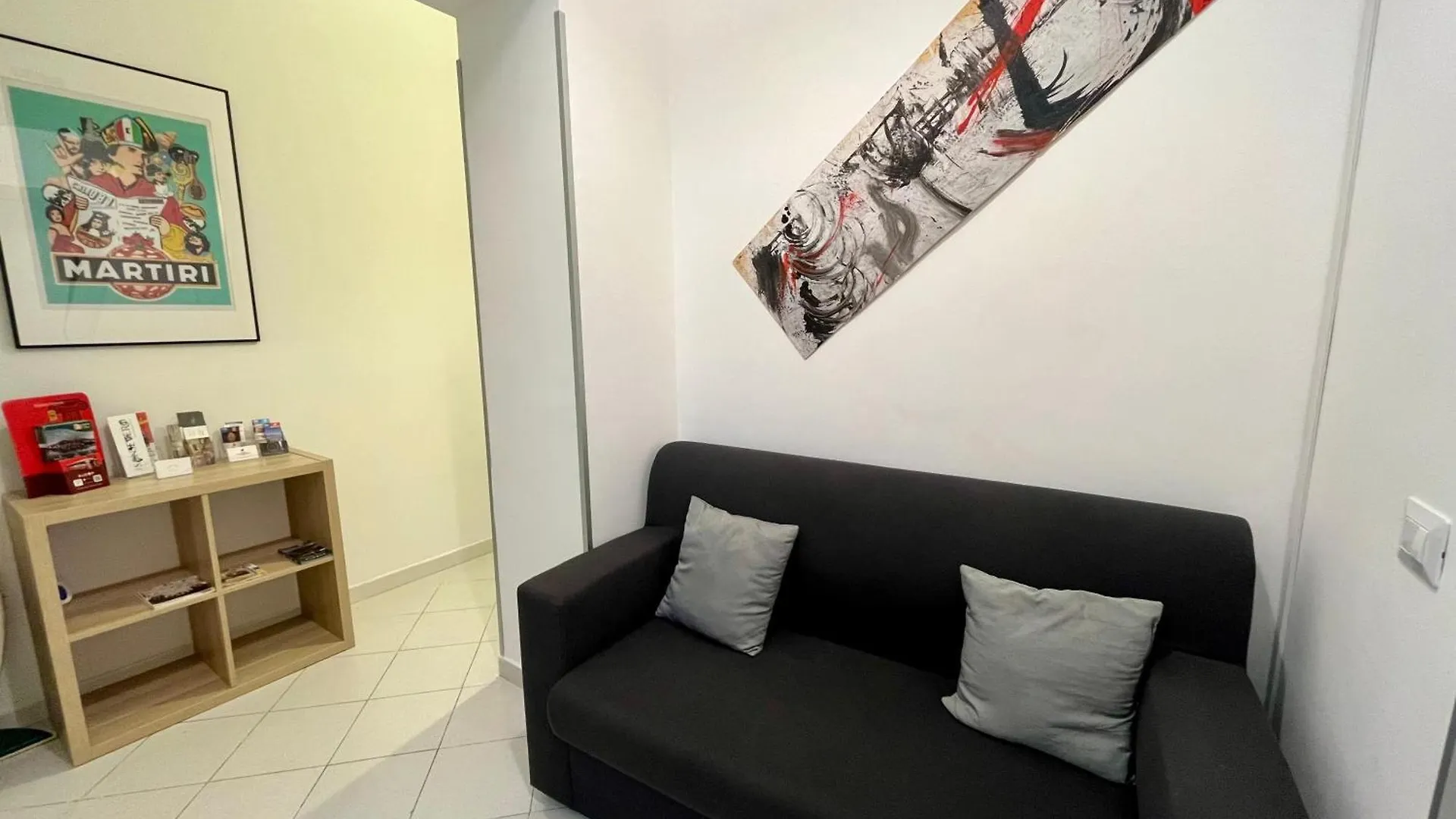 Pop Santa Chiara Bed & Breakfast Naples Italy